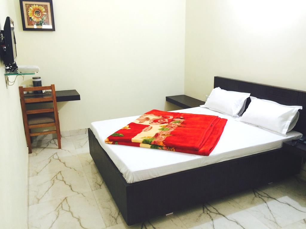 Hotel Mehra Inn Amritsar Exterior foto