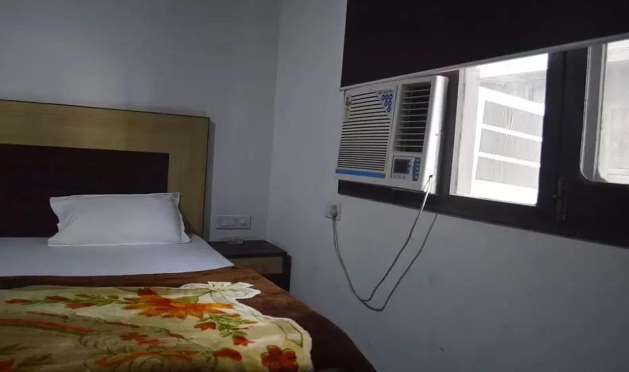 Hotel Mehra Inn Amritsar Exterior foto
