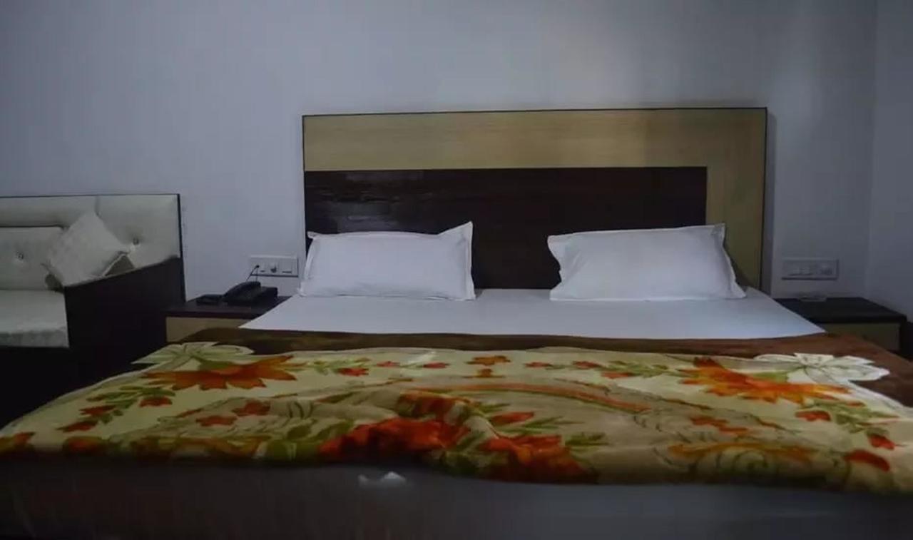 Hotel Mehra Inn Amritsar Exterior foto